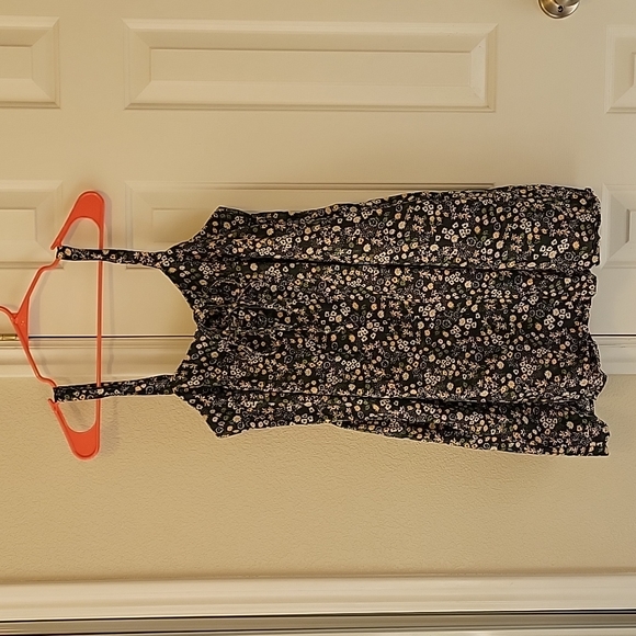 NATURAL LIFE Dresses & Skirts - Natural Life Dress with adjustable Straps & Pockets